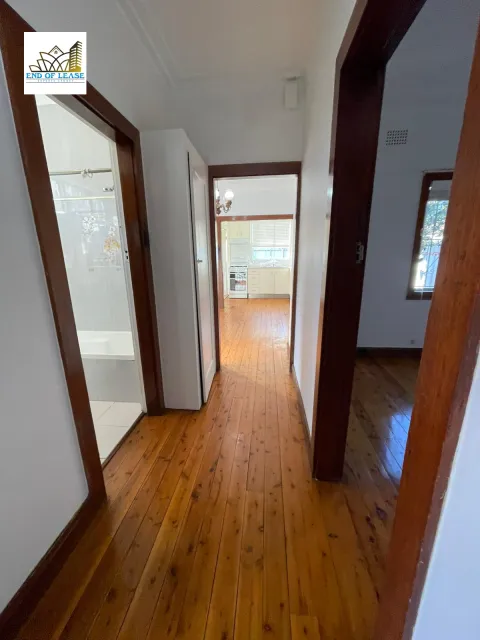end of lease cleaning mascot - entryway